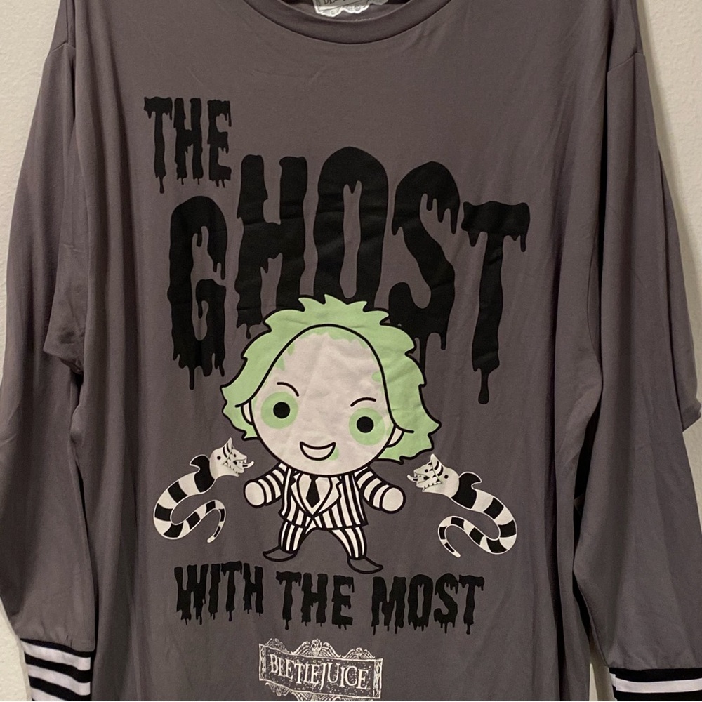 The Beetle Juice Pajamas Size XS Women’s Gray Pull Over NEW